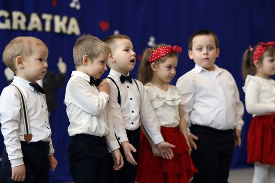 Dzień Babci i Dziadka w SP Leśniowice [GALERIA ZDJĘĆ] 