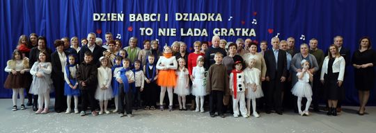 Dzień Babci i Dziadka w SP Leśniowice [GALERIA ZDJĘĆ] 