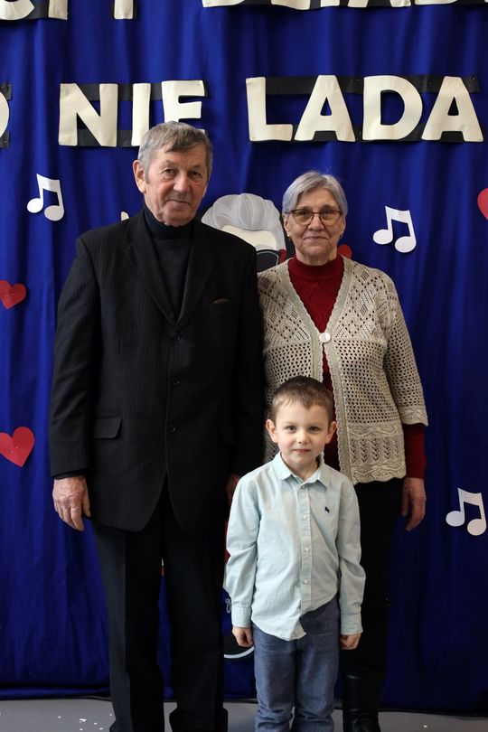 Dzień Babci i Dziadka w SP Leśniowice [GALERIA ZDJĘĆ] 