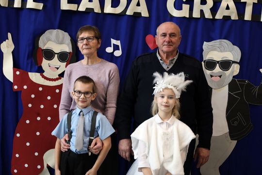 Dzień Babci i Dziadka w SP Leśniowice [GALERIA ZDJĘĆ] 