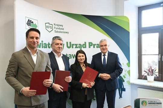 Pow. krasnostawski. Docenieni za codzienny trud. Uroczystość z okazji Dnia Pracownika Publicznych Służb Zatrudnienia w PUP [GALERIA ZDJĘĆ]