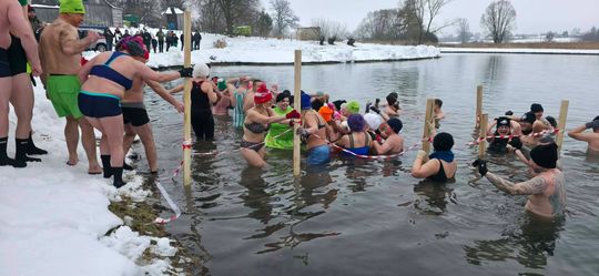 Krasnystaw. Pogoda sprzyja, więc morsy morsują! [GALERIA ZDJĘĆ] 