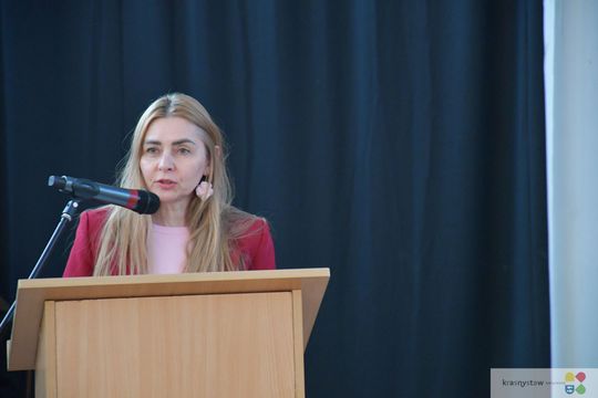 W Krasnymstawie uhonorowano uczniów, którzy wyróżnili się w nauce, sporcie i działalności artystycznej. W dniach 11 i 12 lutego w miejskich szkołach podstawowych odbyły się uroczystości wręczenia Stypendiów Dyrektora za pierwsze półrocze roku szkolnego 2025/2026.