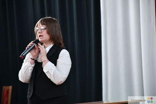 W Krasnymstawie uhonorowano uczniów, którzy wyróżnili się w nauce, sporcie i działalności artystycznej. W dniach 11 i 12 lutego w miejskich szkołach podstawowych odbyły się uroczystości wręczenia Stypendiów Dyrektora za pierwsze półrocze roku szkolnego 2025/2026.