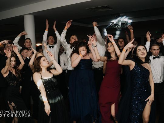 Studniówka uczniów Zespołu Szkół nr 2 im. Bartosza Głowackiego w Krasnymstawie 2026 [GALERIA ZDJĘĆ]