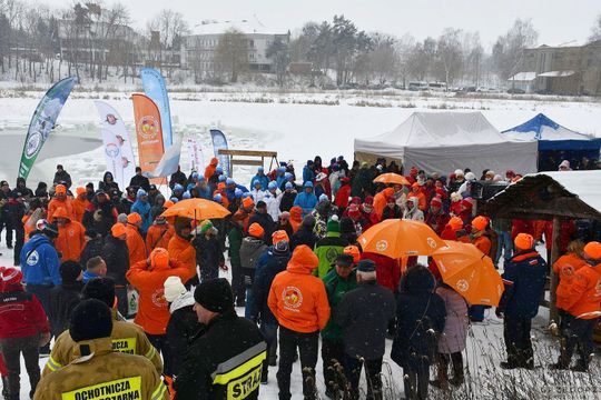 Jubileuszowy zlot morsów u Krasnostawskich Karpi 