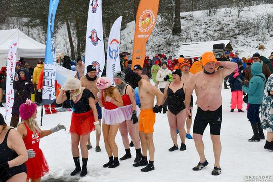 Jubileuszowy zlot morsów u Krasnostawskich Karpi 