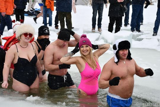 Jubileuszowy zlot morsów u Krasnostawskich Karpi 