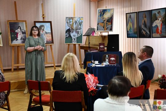 Krasnystaw. Sztuka zakorzeniona w regionie – spotkanie z Marią Świszcz [GALERIA ZDJĘĆ]