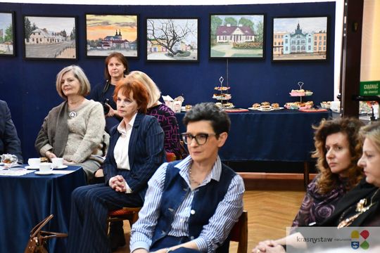Krasnystaw. Sztuka zakorzeniona w regionie – spotkanie z Marią Świszcz [GALERIA ZDJĘĆ]