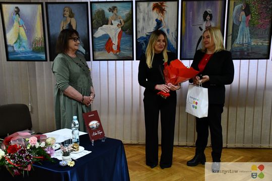 Krasnystaw. Sztuka zakorzeniona w regionie – spotkanie z Marią Świszcz [GALERIA ZDJĘĆ]