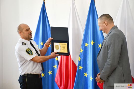 Krasnystaw. Ponad trzy dekady w jednej formacji. Strażnik z numerem 001 żegna mundur [GALERIA ZDJĘĆ]