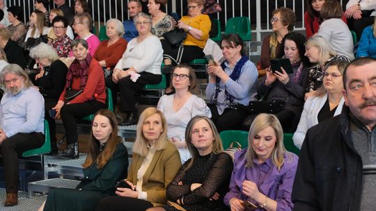 Powiat chełmski. Powiatowy Dzień Kobiet z gwiazdami - Rui Carlos Ferreira ex Bad Boys Blue i Yaroo [GALERIA ZDJĘĆ]