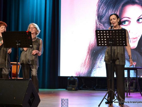 Koncert Grupy Wokalno-Artystycznej OKEJ w Krasnostawskim Domu Kultury [GALERIA ZDJĘĆ]