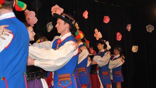  Roztańczony Dzień Kobiet w Młodzieżowym Domu Kultury we Włodawie