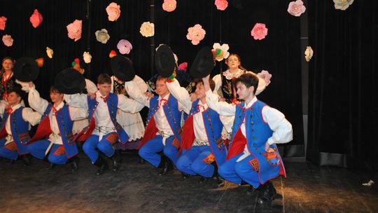  Roztańczony Dzień Kobiet w Młodzieżowym Domu Kultury we Włodawie