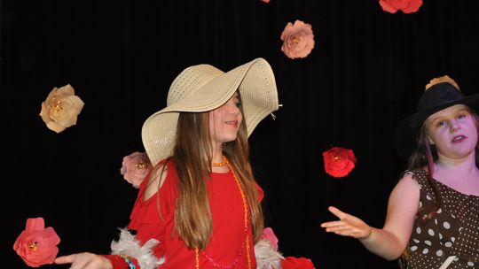  Roztańczony Dzień Kobiet w Młodzieżowym Domu Kultury we Włodawie