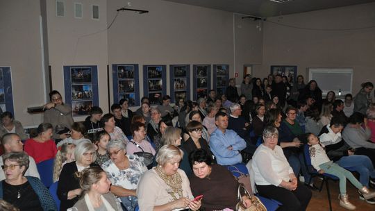  Roztańczony Dzień Kobiet w Młodzieżowym Domu Kultury we Włodawie