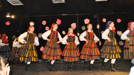  Roztańczony Dzień Kobiet w Młodzieżowym Domu Kultury we Włodawie