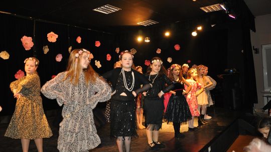  Roztańczony Dzień Kobiet w Młodzieżowym Domu Kultury we Włodawie