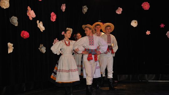  Roztańczony Dzień Kobiet w Młodzieżowym Domu Kultury we Włodawie