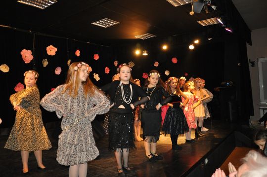 WŁODAWA. Roztańczony Dzień Kobiet w MDK