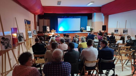 Retro obchody Dnia Kobiet w gminie Hanna