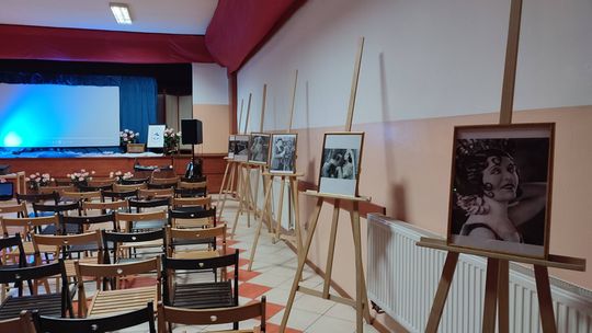 Retro obchody Dnia Kobiet w gminie Hanna