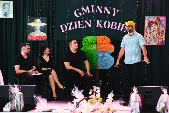 Gminny Dzień Kobiet w Kraśniczynie [GALERIA ZDJĘĆ] 