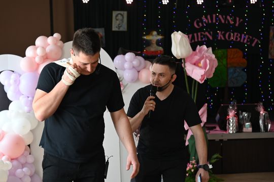 Gminny Dzień Kobiet w Kraśniczynie [GALERIA ZDJĘĆ] 