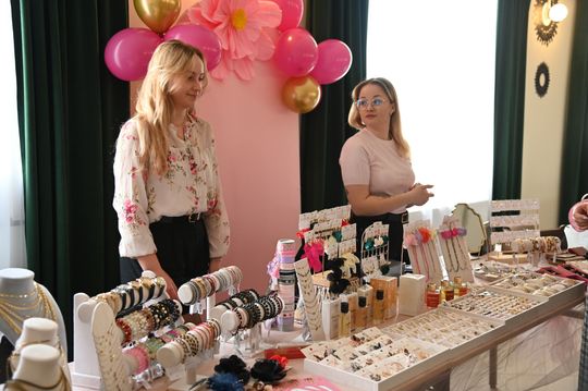 Gminny Dzień Kobiet w Kraśniczynie [GALERIA ZDJĘĆ] 