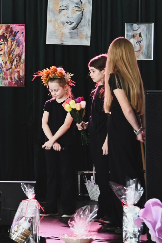 Gminny Dzień Kobiet w Kraśniczynie [GALERIA ZDJĘĆ] 