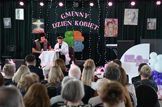 Gminny Dzień Kobiet w Kraśniczynie [GALERIA ZDJĘĆ] 