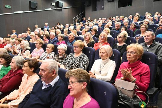 Krasnostawscy seniorzy znów zachwycili na scenie [GALERIA ZDJĘĆ] 