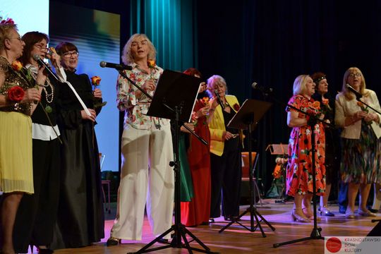 Krasnostawscy seniorzy znów zachwycili na scenie [GALERIA ZDJĘĆ] 