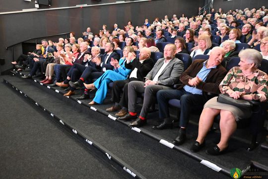 Krasnostawscy seniorzy znów zachwycili na scenie [GALERIA ZDJĘĆ] 