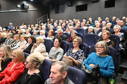 Krasnostawscy seniorzy znów zachwycili na scenie [GALERIA ZDJĘĆ] 