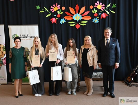 Uroczystość Dnia Patrona w I LO w Krasnymstawie [GALERIA ZDJĘĆ] 