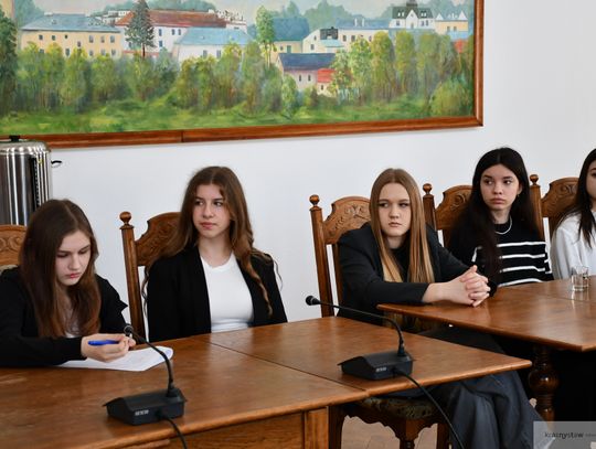 Młodzieżowa Rada Miasta Krasnystaw o hejcie w sieci i opiece nad zwierzętami [GALERIA ZDJĘĆ]