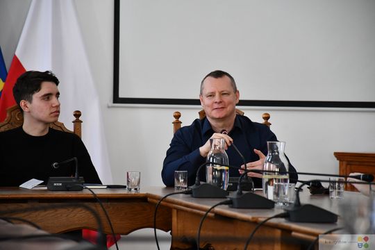 Młodzieżowa Rada Miasta o hejcie w sieci i opiece nad zwierzętami [GALERIA ZDJĘĆ] 