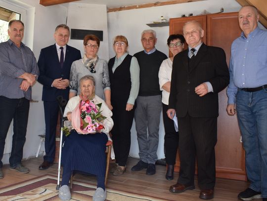 Sto lat pani Janiny – wyjątkowy jubileusz w gminie Kraśniczyn [GALERIA ZDJĘĆ]