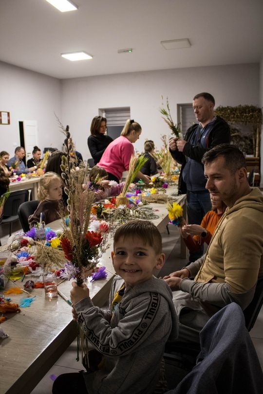 Krasnystaw. Świąteczna współpraca i pomoc w jednym – warsztaty wielkanocne z myślą o zwierzętach [GALERIA ZDJĘĆ]
