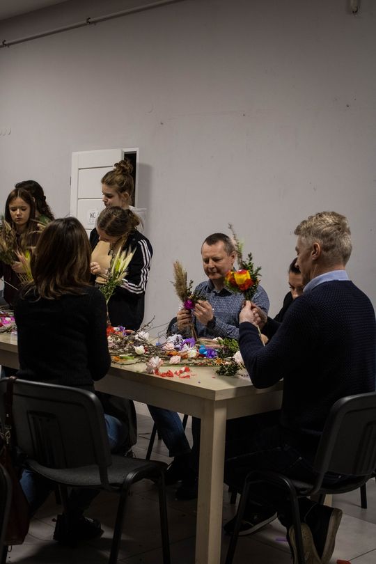 Krasnystaw. Świąteczna współpraca i pomoc w jednym – warsztaty wielkanocne z myślą o zwierzętach [GALERIA ZDJĘĆ]