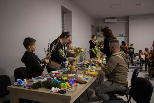 Krasnystaw. Świąteczna współpraca i pomoc w jednym – warsztaty wielkanocne z myślą o zwierzętach [GALERIA ZDJĘĆ]