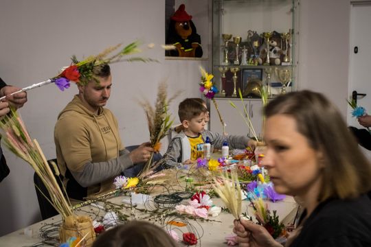 Krasnystaw. Świąteczna współpraca i pomoc w jednym – warsztaty wielkanocne z myślą o zwierzętach [GALERIA ZDJĘĆ]