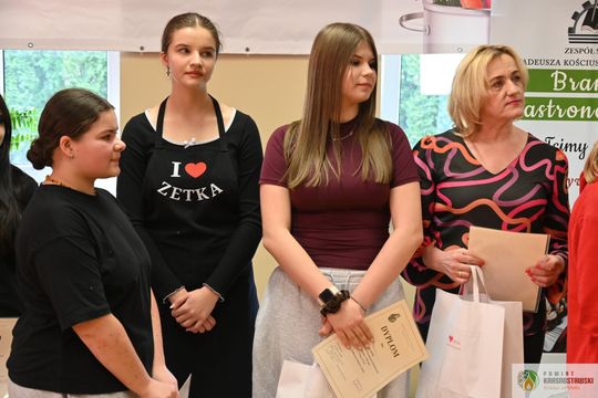 Krasnystaw. „Gotowanie z VIP-ami”. Kulinarna rywalizacja [GALERIA ZDJĘĆ]