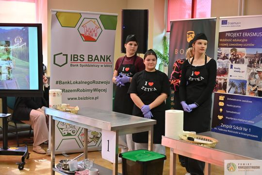 Krasnystaw. „Gotowanie z VIP-ami”. Kulinarna rywalizacja [GALERIA ZDJĘĆ]