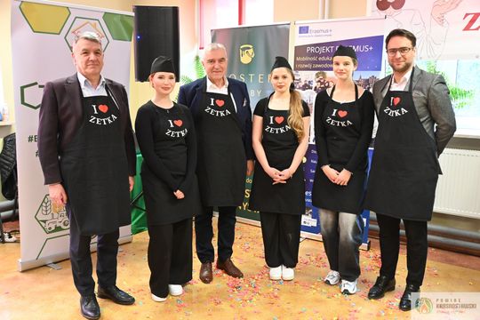 Krasnystaw. „Gotowanie z VIP-ami”. Kulinarna rywalizacja [GALERIA ZDJĘĆ]