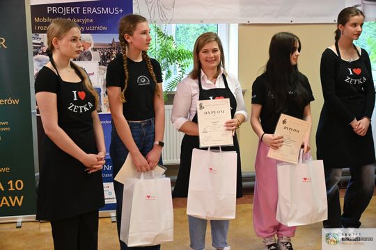 Krasnystaw. „Gotowanie z VIP-ami”. Kulinarna rywalizacja [GALERIA ZDJĘĆ]