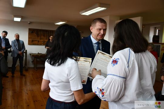 Sztuka ludowa w Krasnymstawie. „Kraski i pająki” w muzeum [GALERIA ZDJĘĆ] 